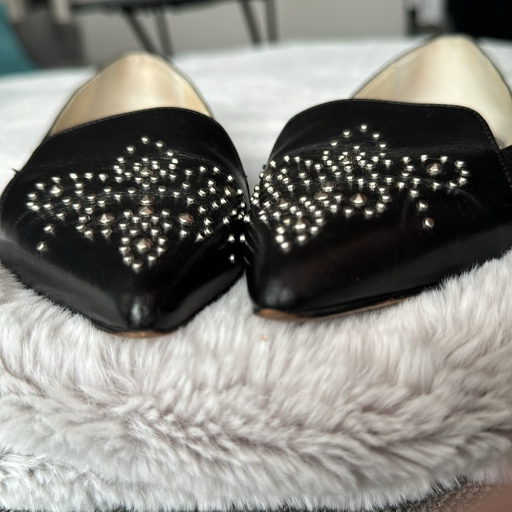 Michael Kors Women's Black Almond Toe Flat Shoes with Studded Design - Picture 6 of 8